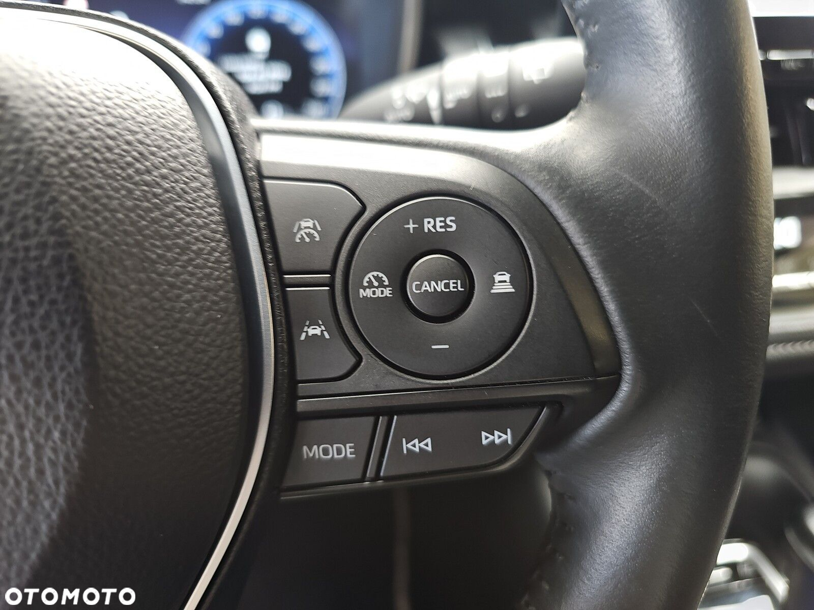 Toyota Corolla 2.0 Hybrid Comfort - 23