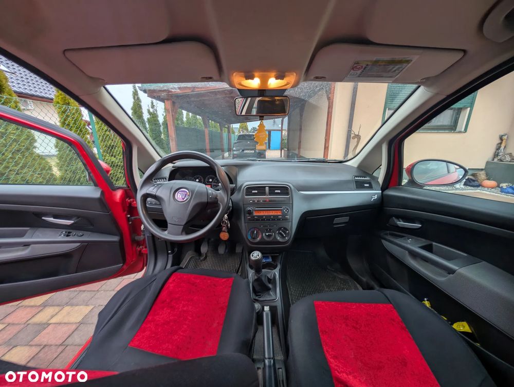 Fiat Grande Punto - 6