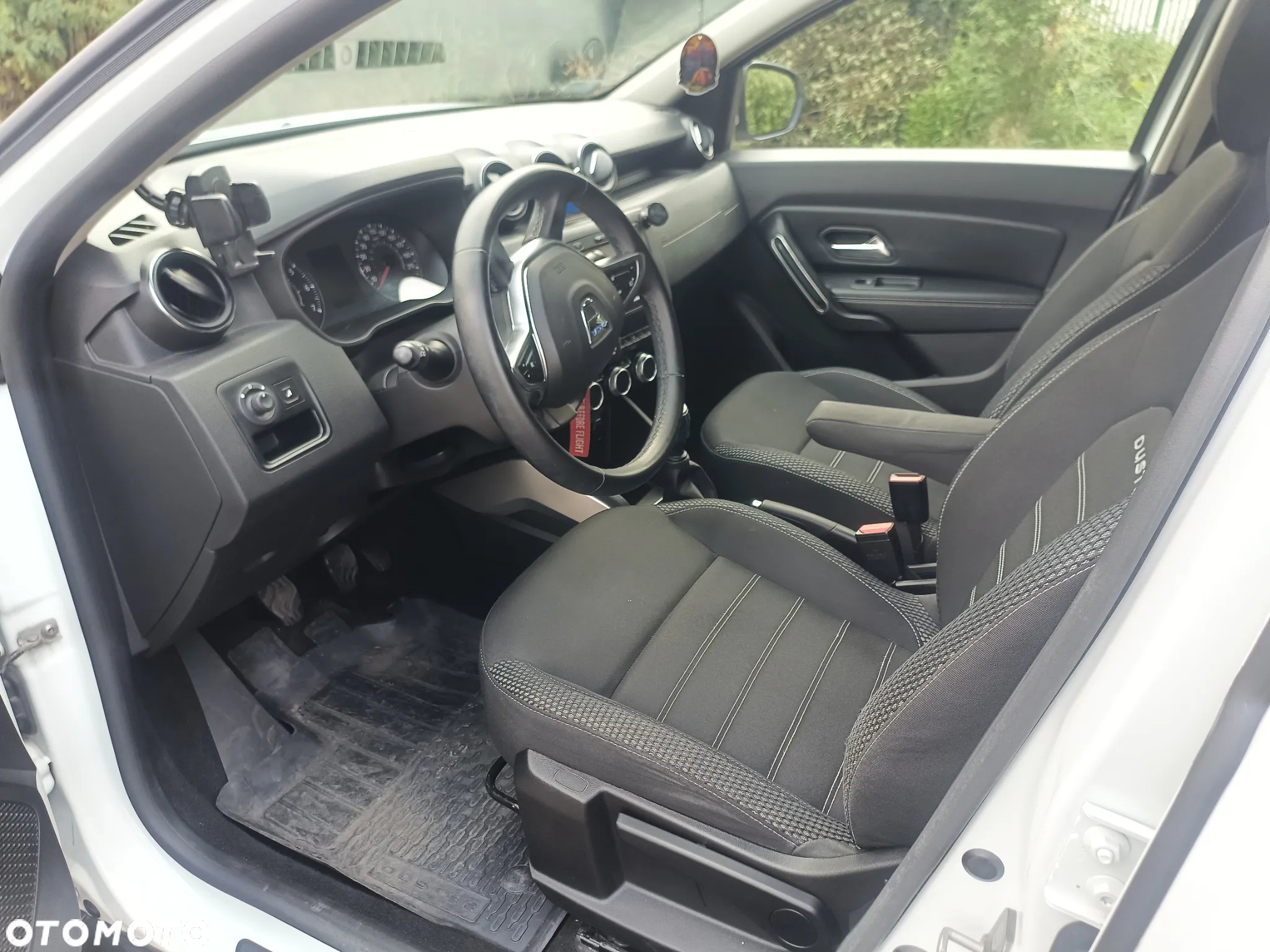Dacia Duster 1.6 SCe Prestige - 8