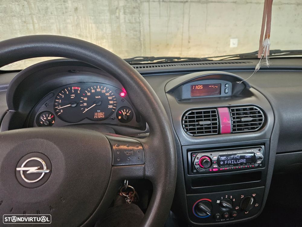 Opel Corsa - 8