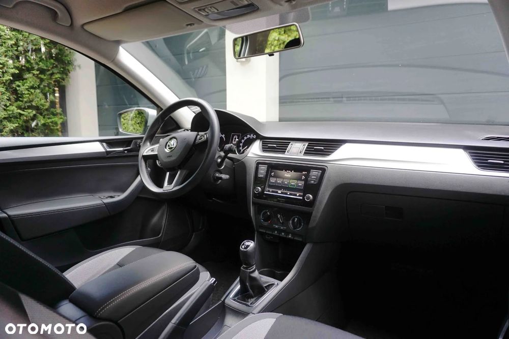 Skoda RAPID 1.0 TSI Ambition - 20