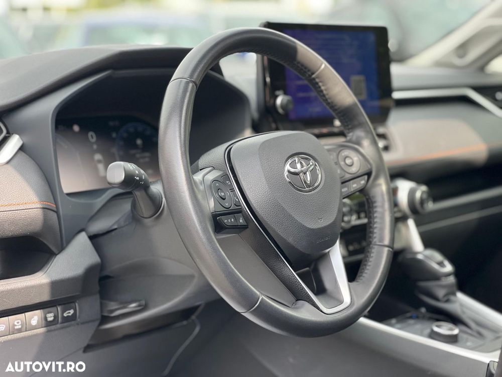 Toyota RAV4 - 11