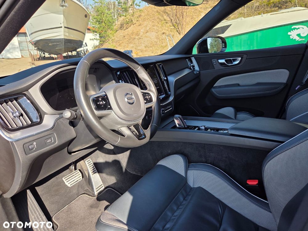 Volvo XC 60 B5 B AWD R-Design - 15