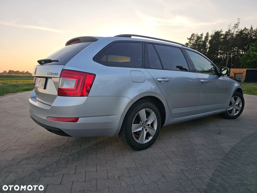 Skoda Octavia 2.0 TDI Ambition - 6