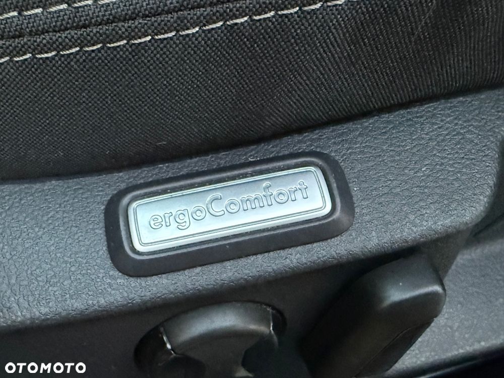 Volkswagen Passat 2.0 TDI BMT Highline DSG7 - 33