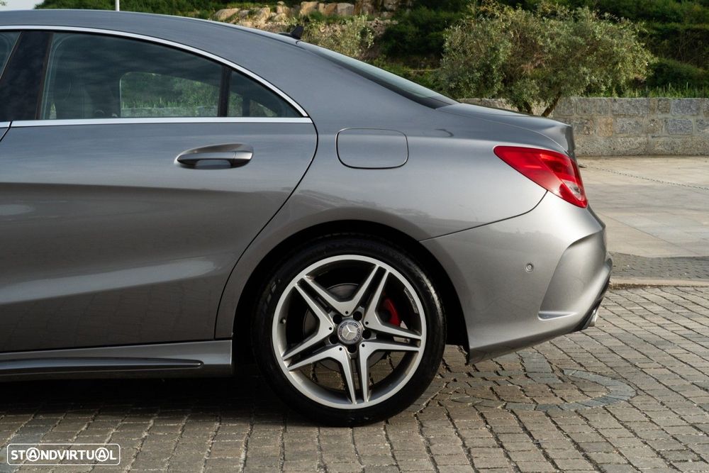 Mercedes-Benz CLA 180 d AMG Line - 21