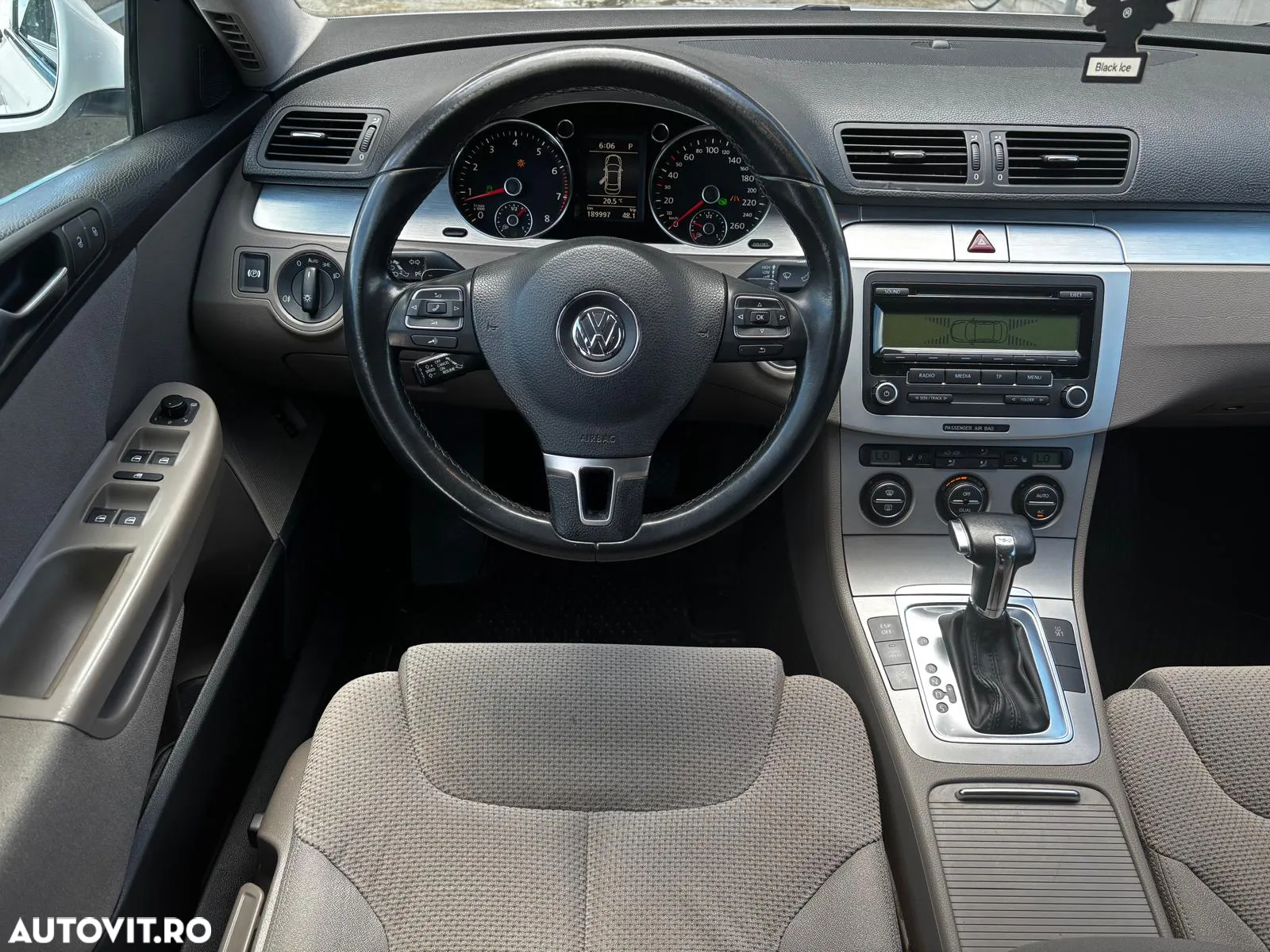 Volkswagen Passat - 11