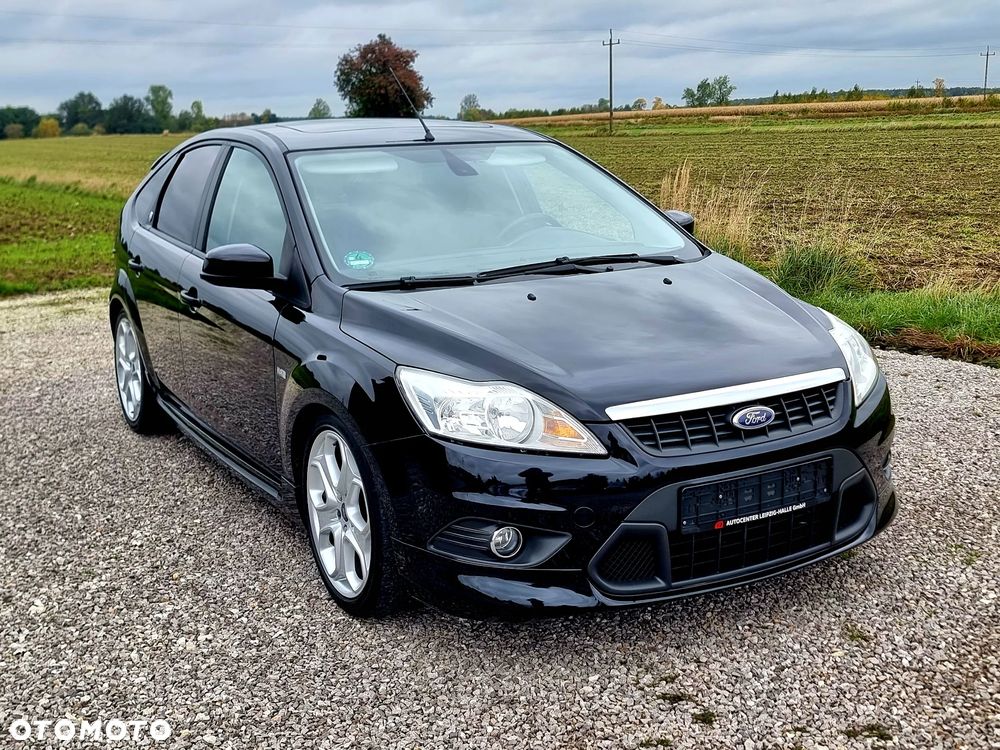 Ford Focus 2.0 16V Sport - 4