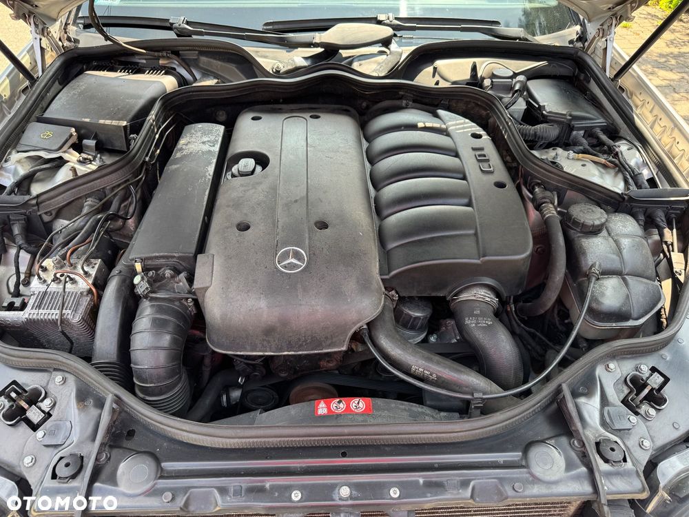 Mercedes-Benz Klasa E - 11