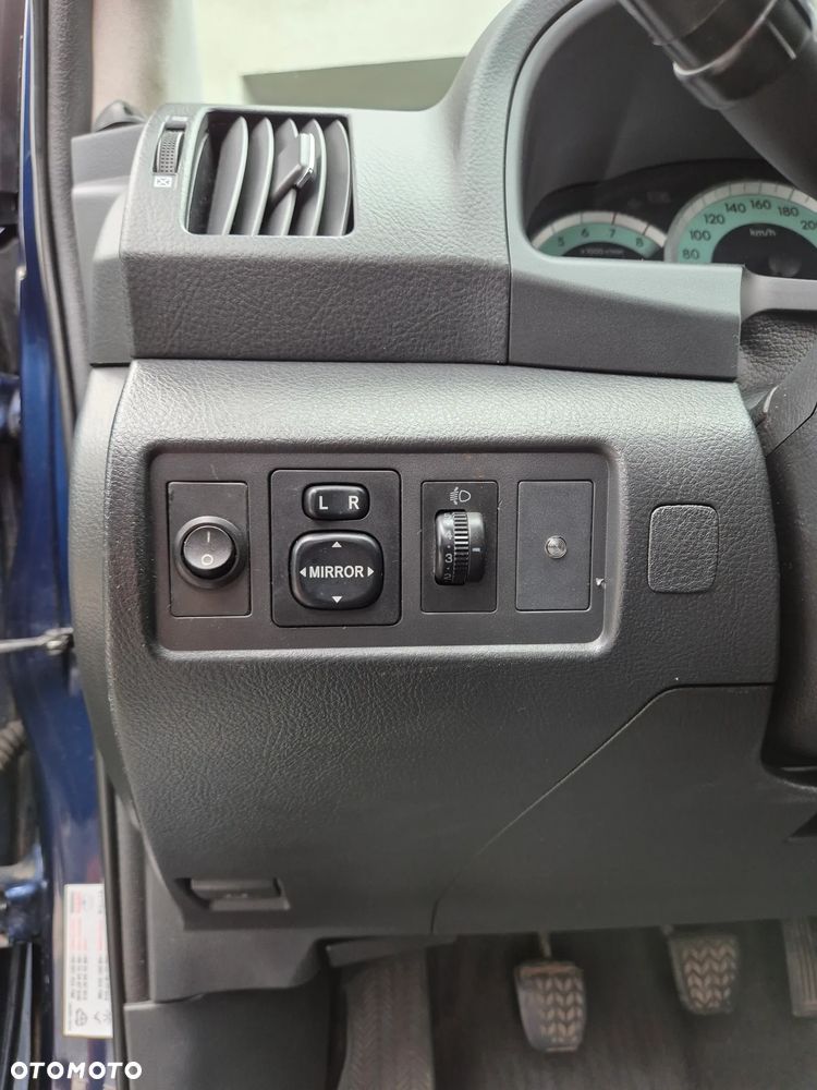 Toyota Corolla Verso - 13