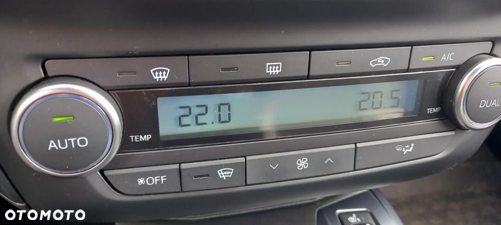 Toyota Avensis Touring Sports 1.8 Executive - 14