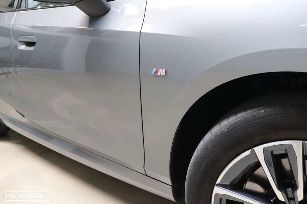 BMW 225xe Active Tourer e xDrive Pack Desportivo M - 10