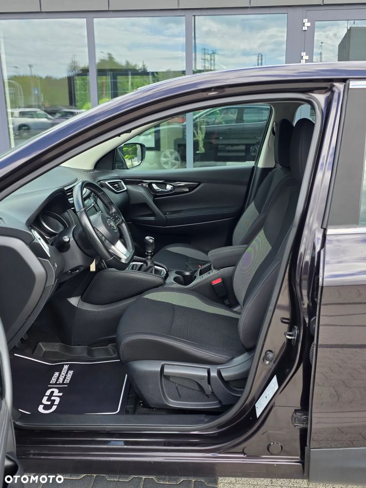 Nissan Qashqai 1.2 DIG-T Tekna EU6 - 24