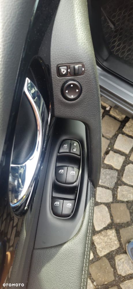 Nissan Qashqai - 4