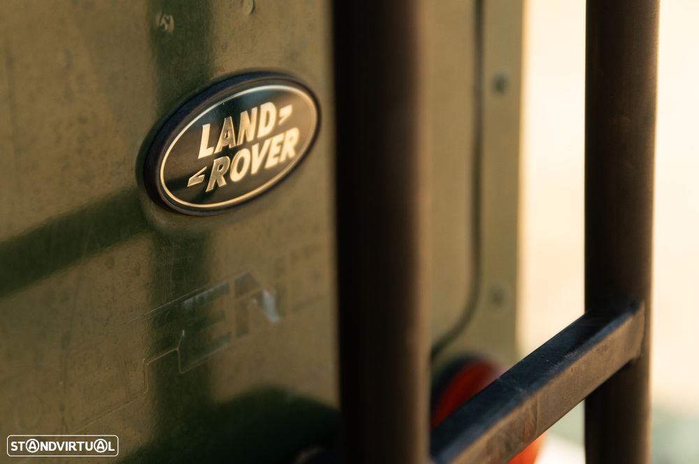 Land Rover Defender 110 2.5 TD5 Metal Top - 23