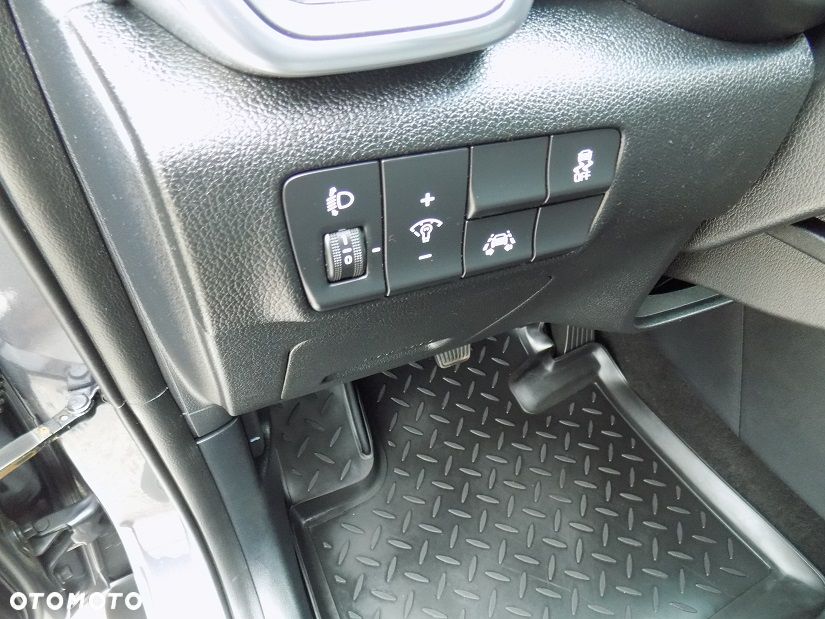 Kia Sportage 1.6 GDI 2WD DREAM-TEAM EDITION - 22