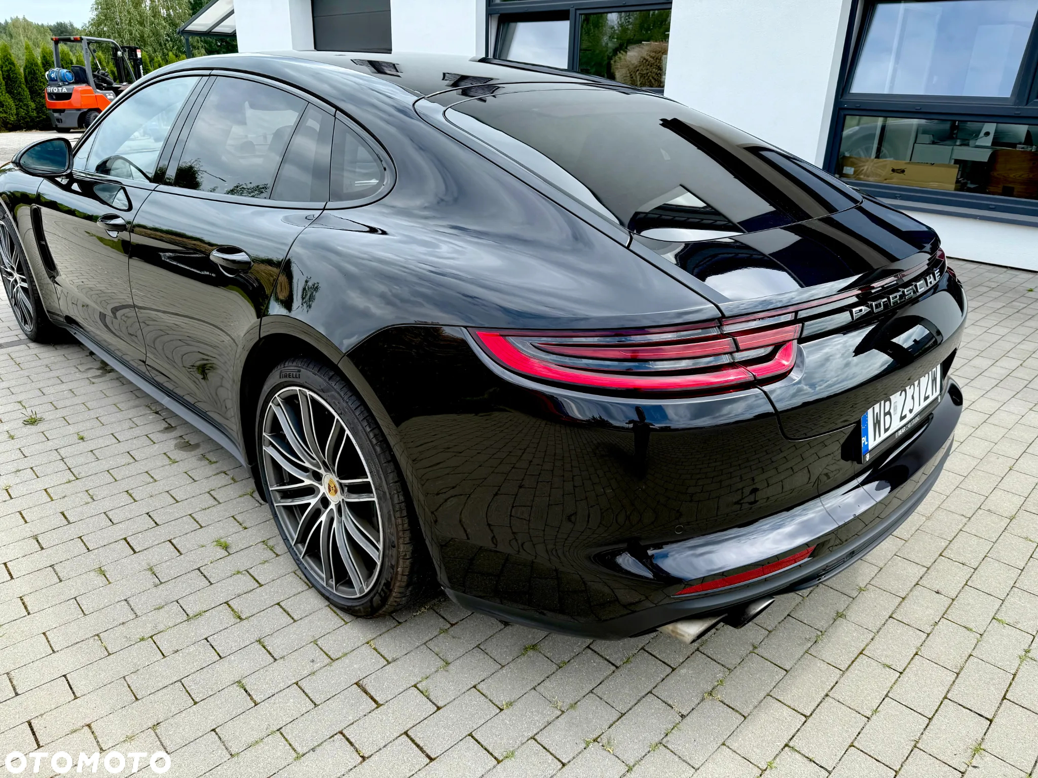 Porsche Panamera 4S - 7
