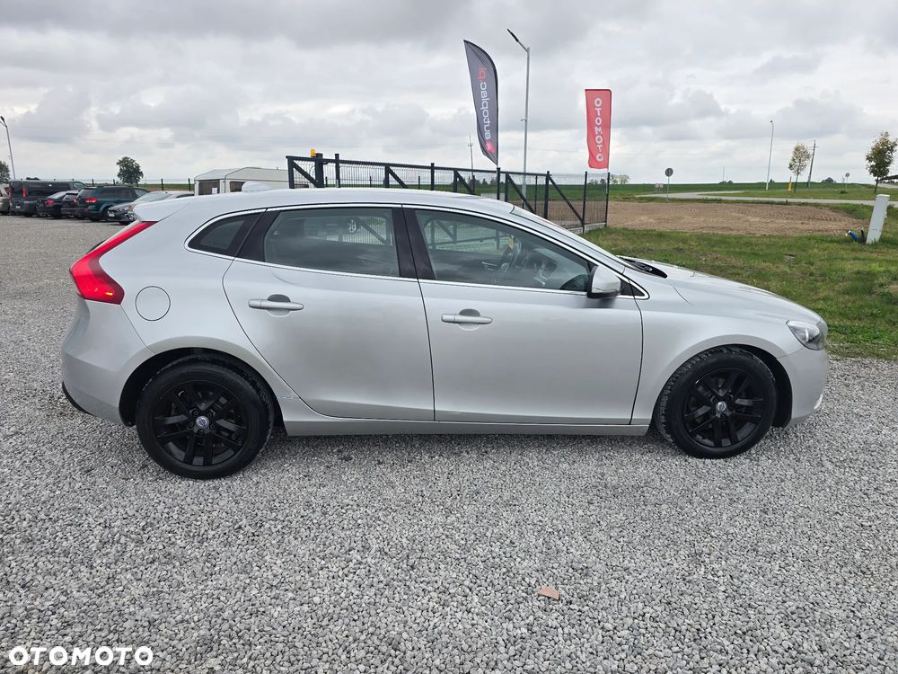 Volvo V40 D2 Kinetic - 10