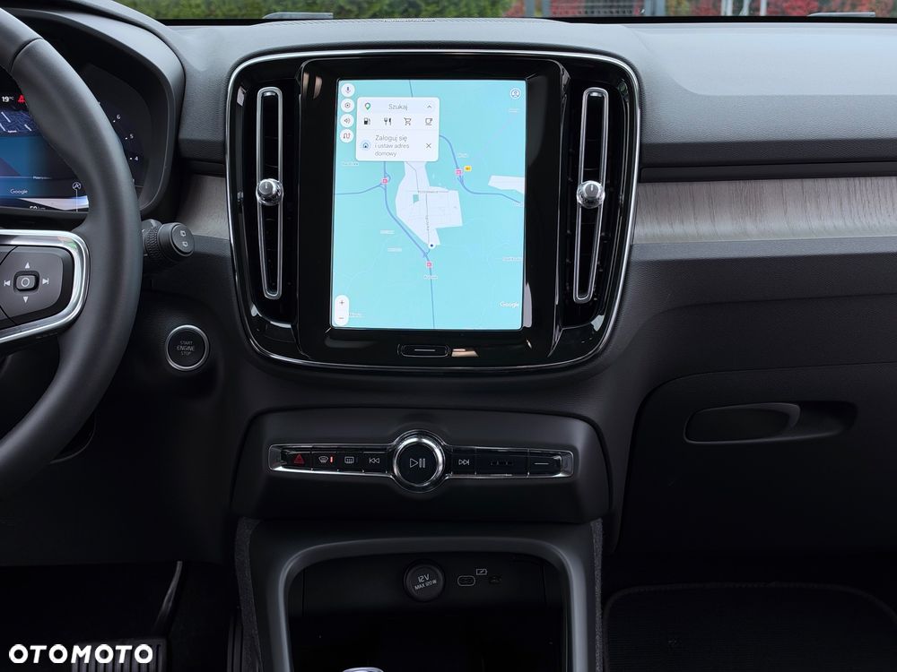 Volvo XC 40 - 26