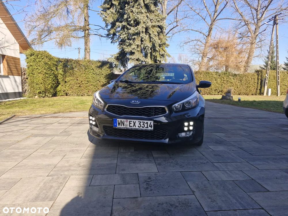 Kia Ceed 1.6 CRDi GT Line - 1