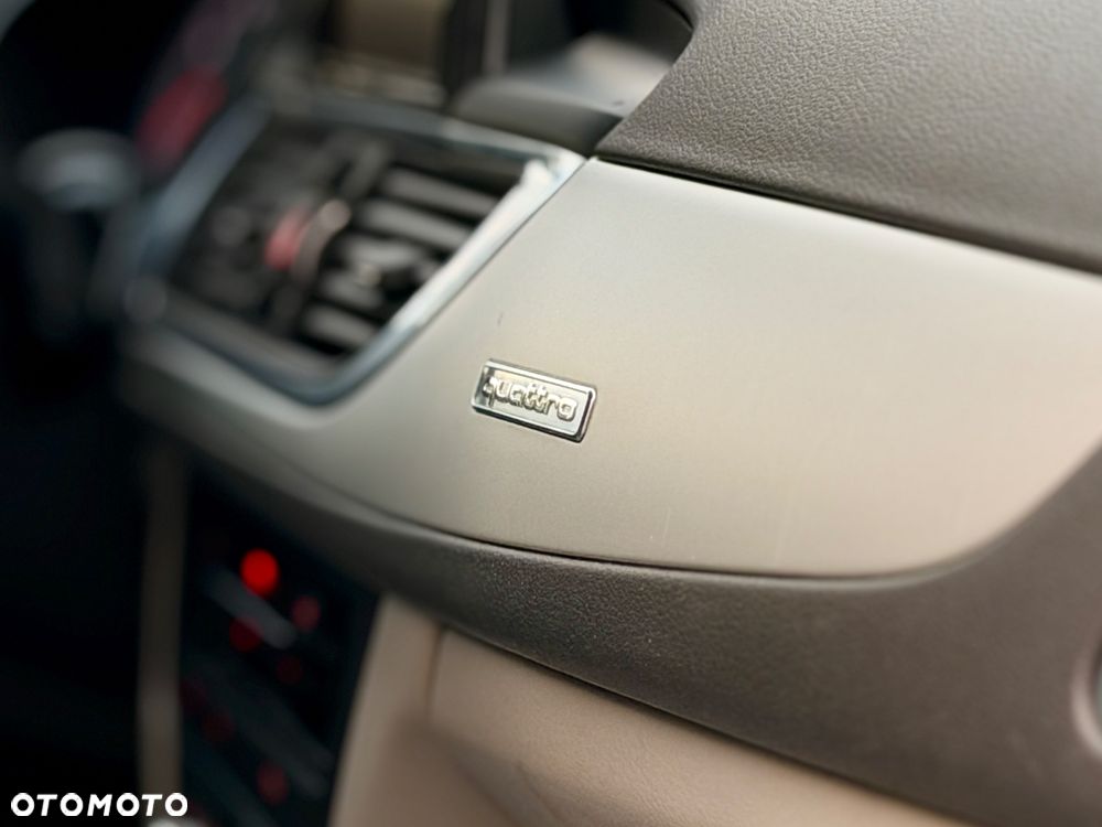 Audi A6 Avant - 33