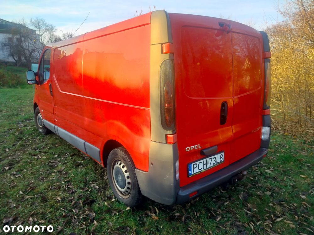 Opel VIVARO - 11