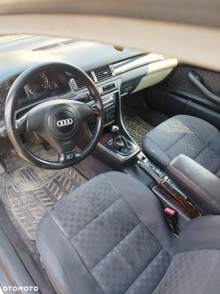 Audi A6 Avant 1.8T - 9