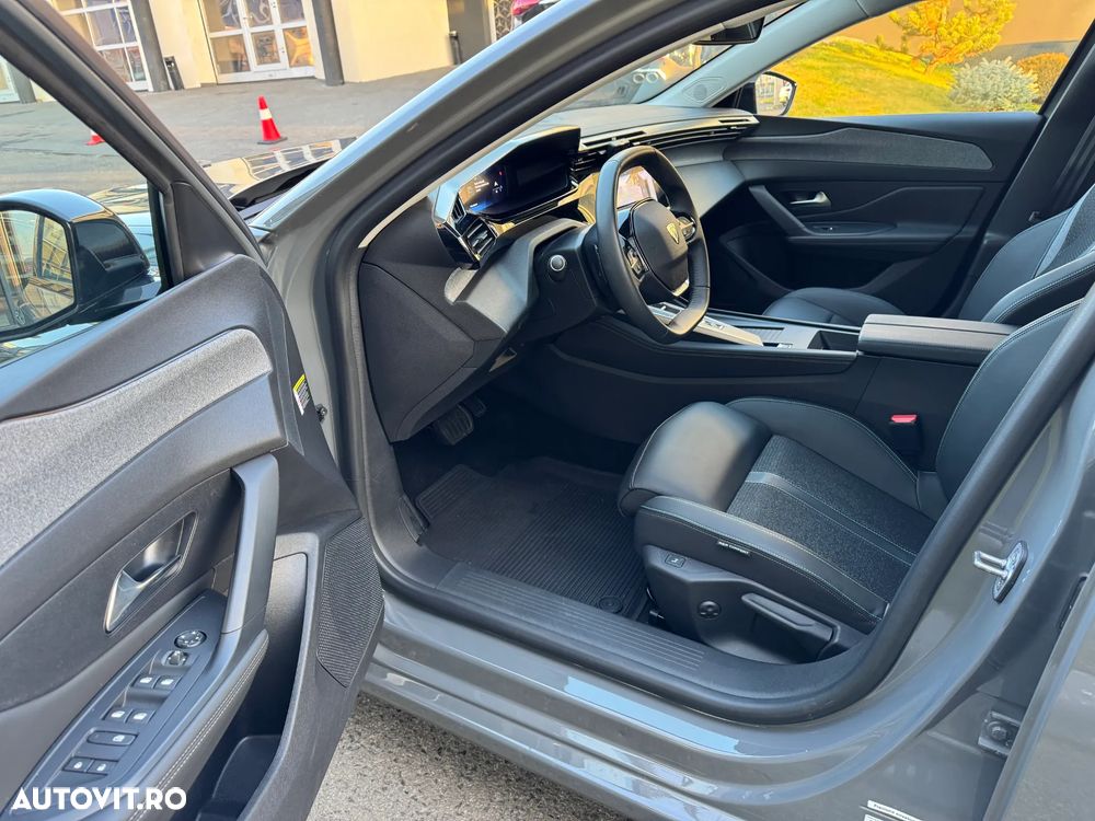 Peugeot 308 1.2 L PureTech Turbo S&S EAT8 Allure Pack - 6
