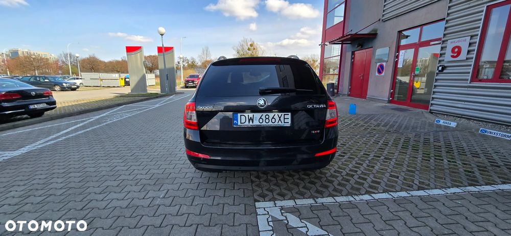 Skoda Octavia 2.0 TDI 4x4 Elegance - 6
