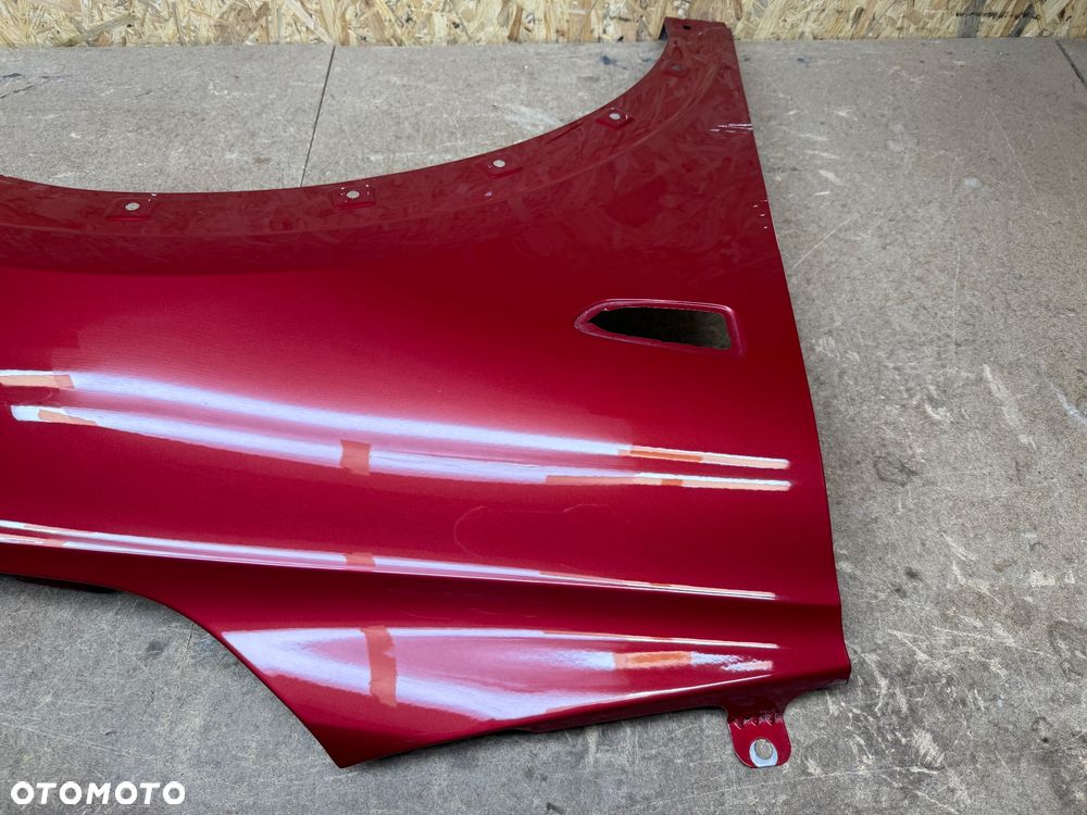 BŁOTNIK PRZÓD PRAWY OPEL CROSSLAND X BORDOWY/WIŚNIOWY METALIK - 11