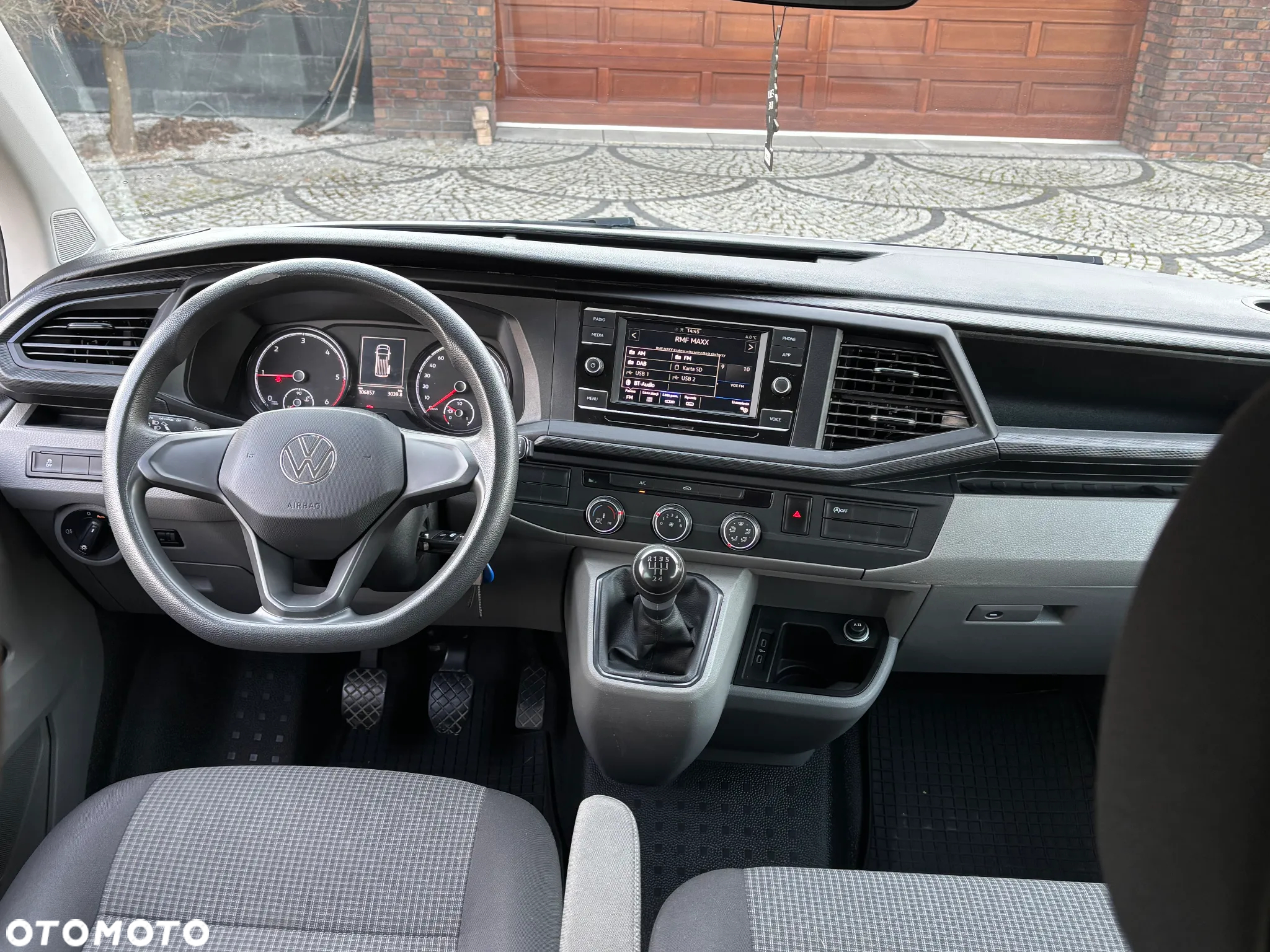 Volkswagen Transporter - 4