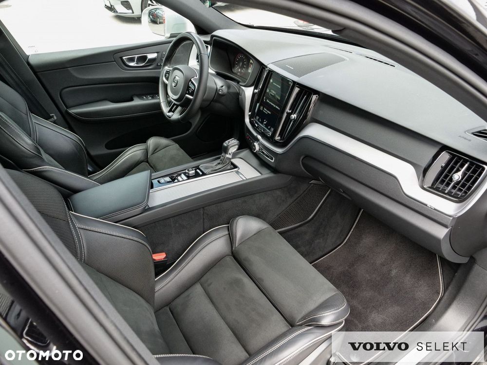 Volvo XC 60 - 33