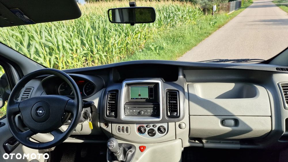Opel Vivaro - 19