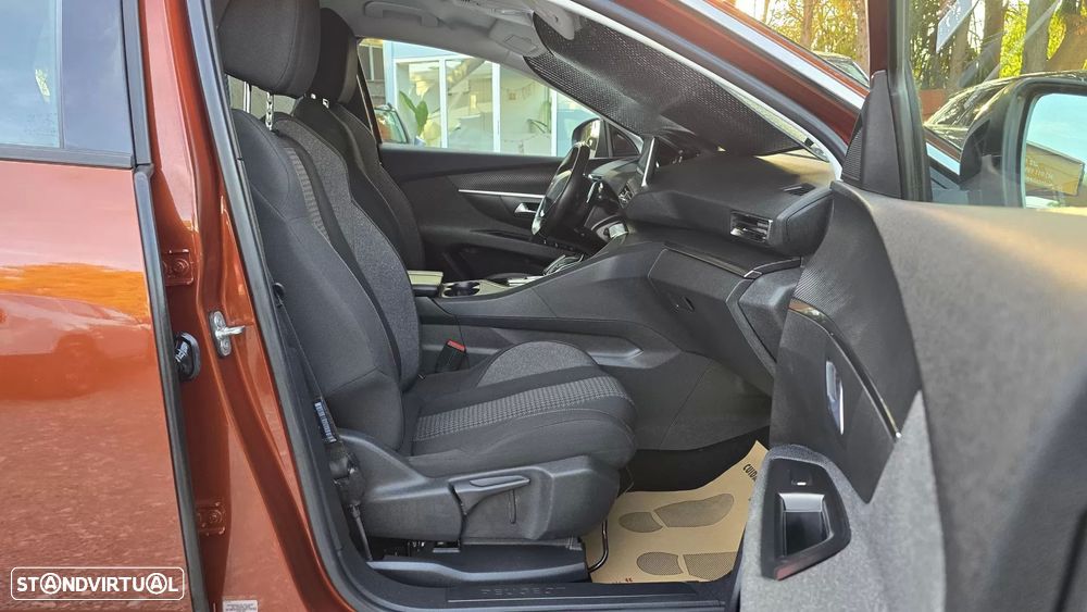 Peugeot 5008 - 17