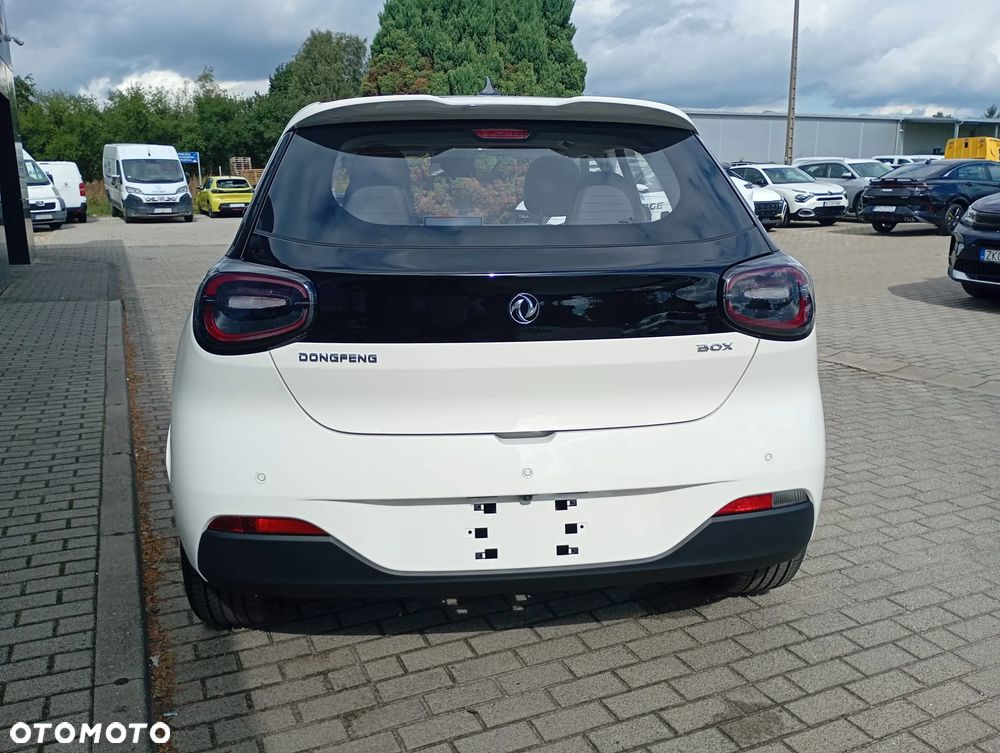 Dongfeng Box - 28