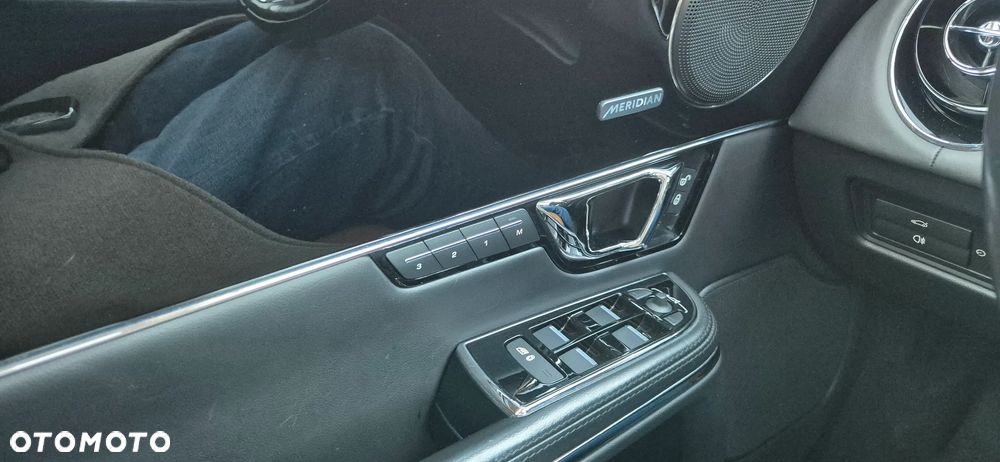 Jaguar XJ 3.0 V6 Portfolio - 32