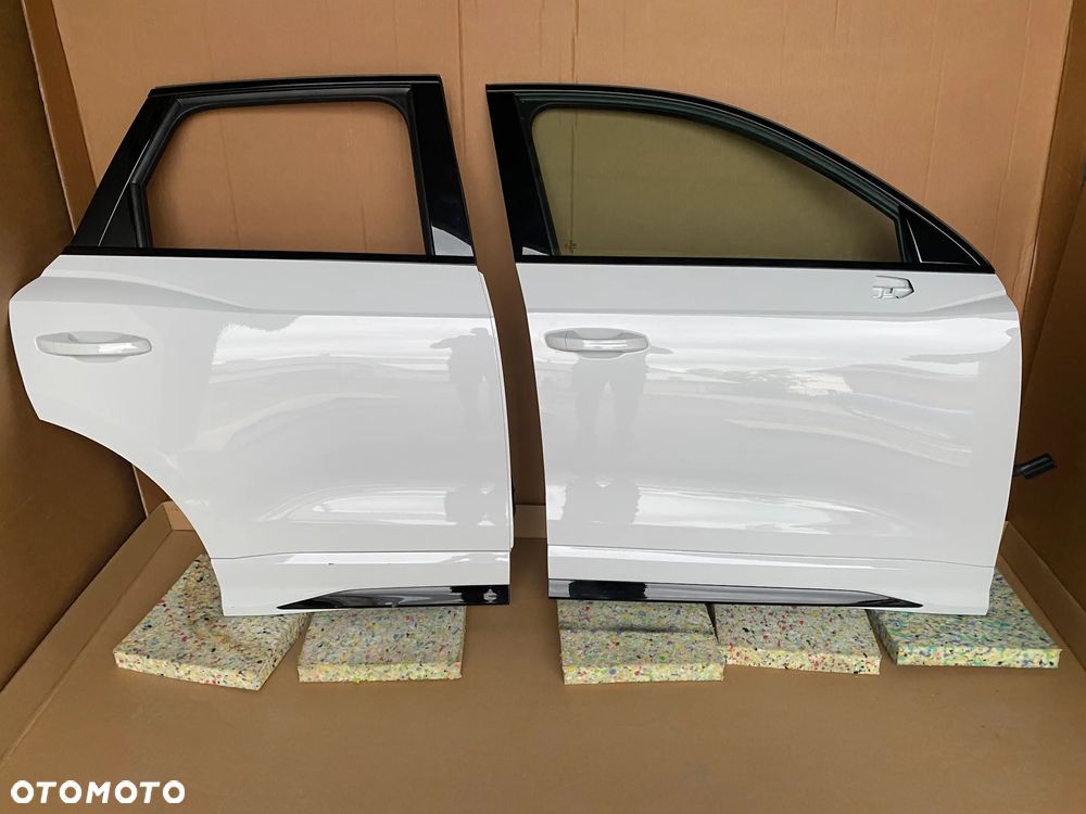AUDI Q3 83A S-line komplet drzwi przód tył prawe t kolor LS9R 2Y2Y 4098km - 2