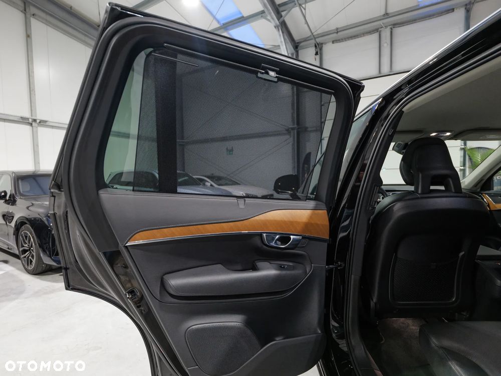 Volvo XC 90 D5 AWD Inscription - 37