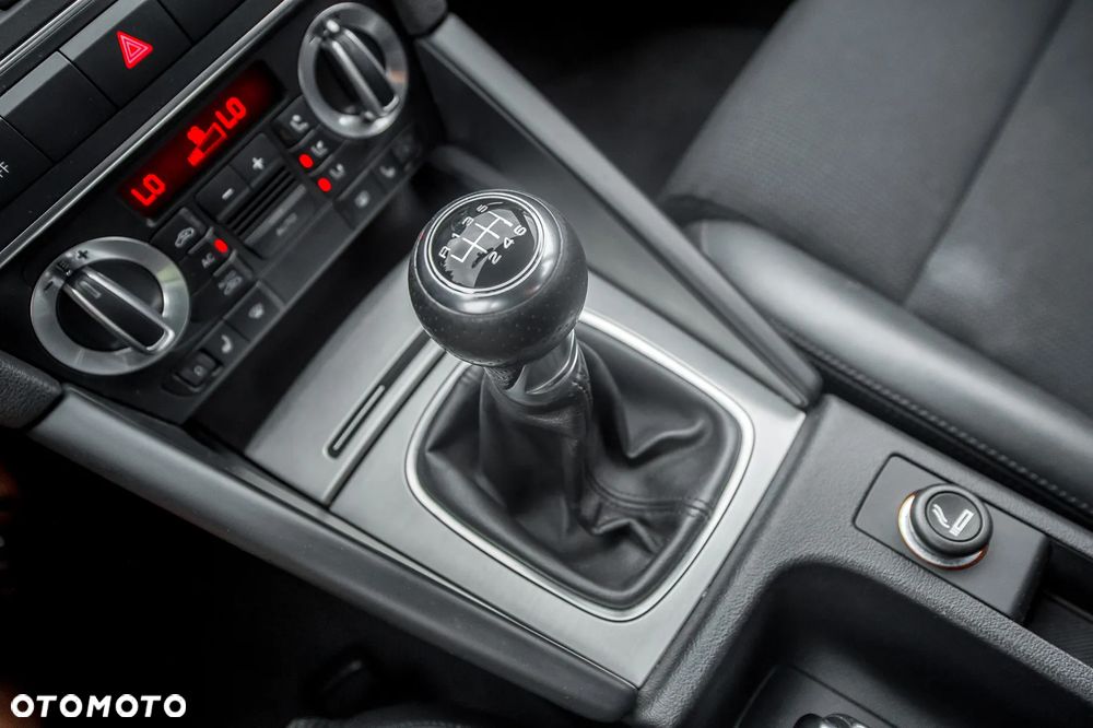 Audi A3 Sportback 2.0 TFSI S line Sportpaket - 31