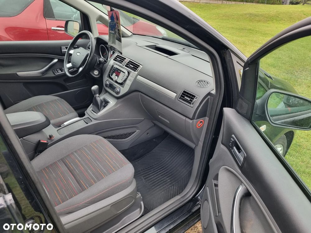 Ford C-MAX - 11