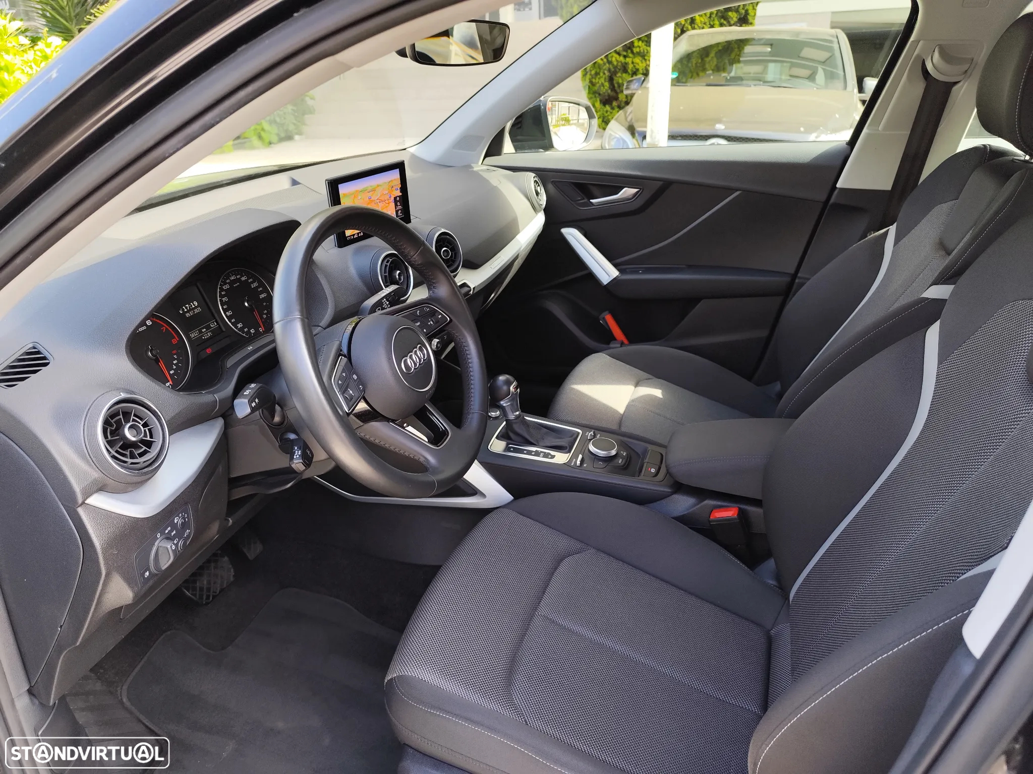 Audi Q2 30 TFSI S tronic - 2