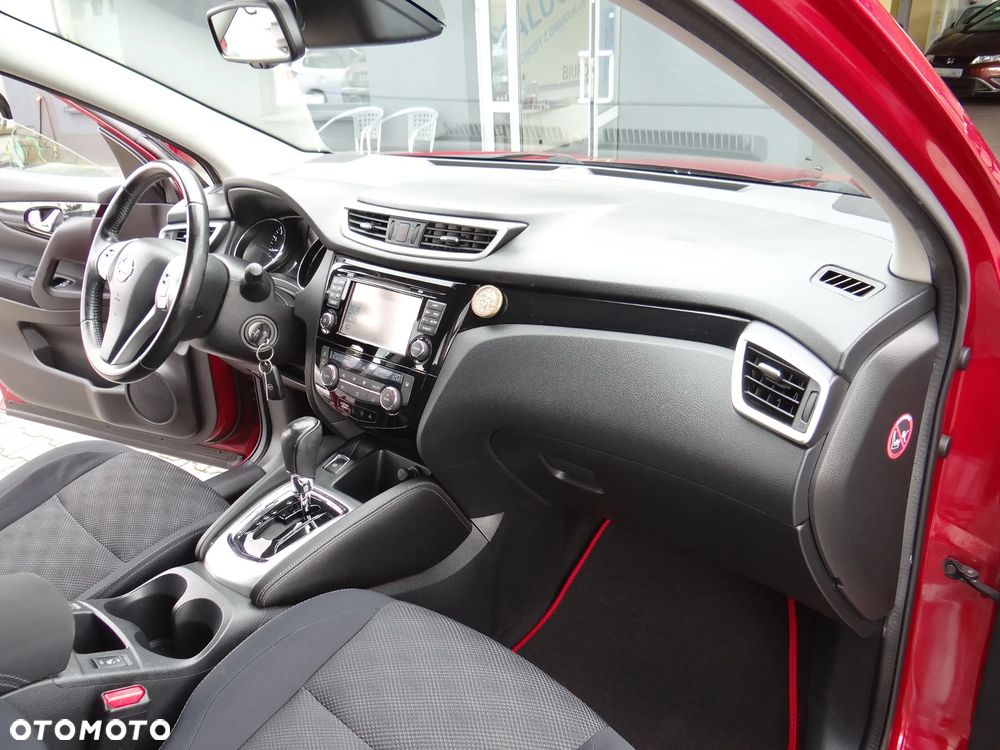 Nissan Qashqai 1.2 DIG-T Tekna Xtronic EU6 - 32