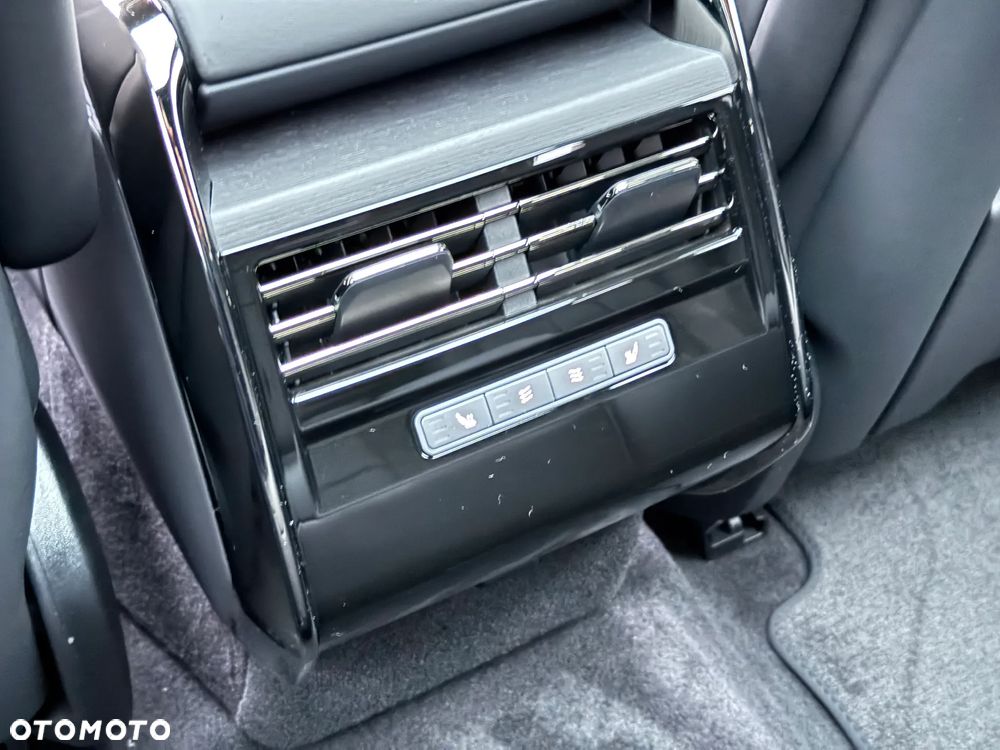 Land Rover Range Rover Sport D300 Dynamic SE - 10