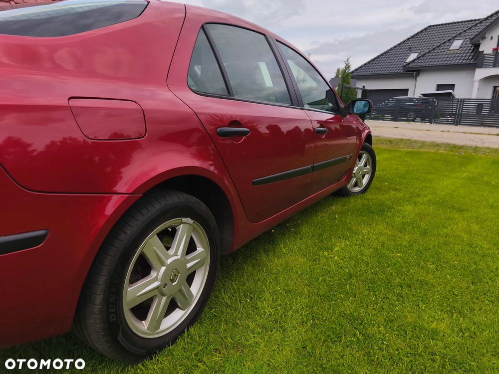Renault Laguna 1.6 Emotion - 8