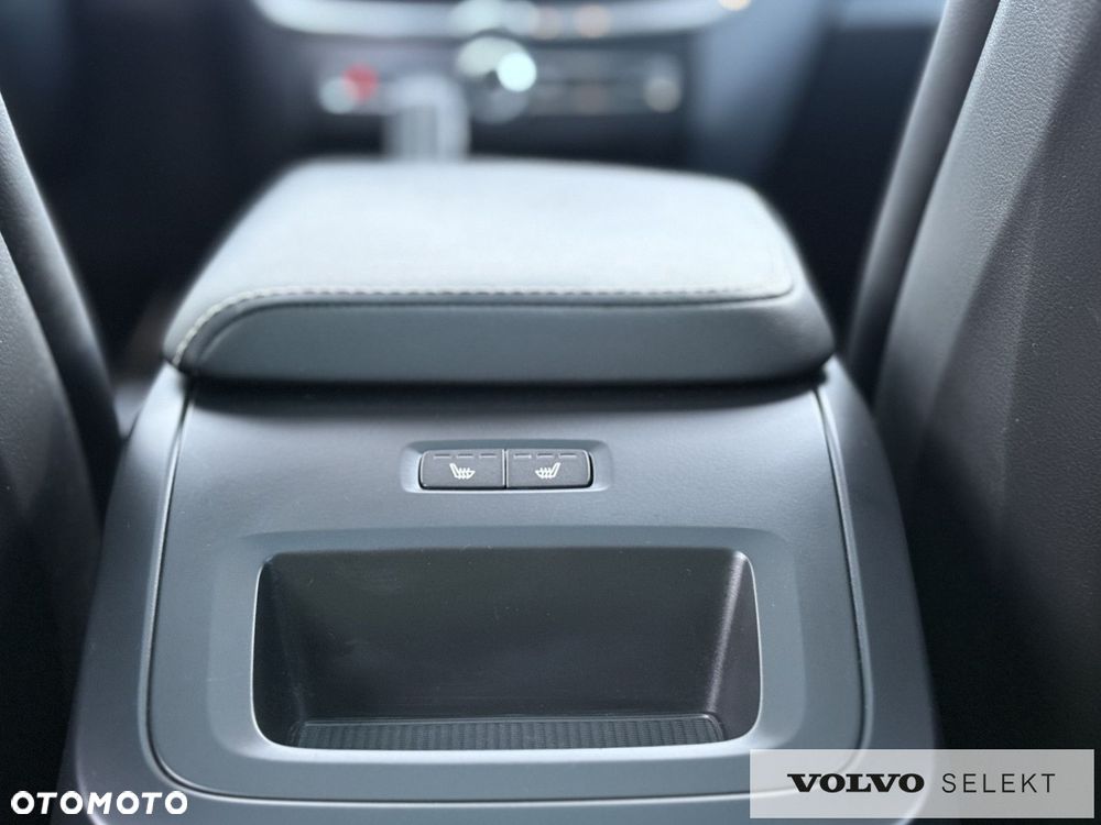 Volvo XC 60 - 30