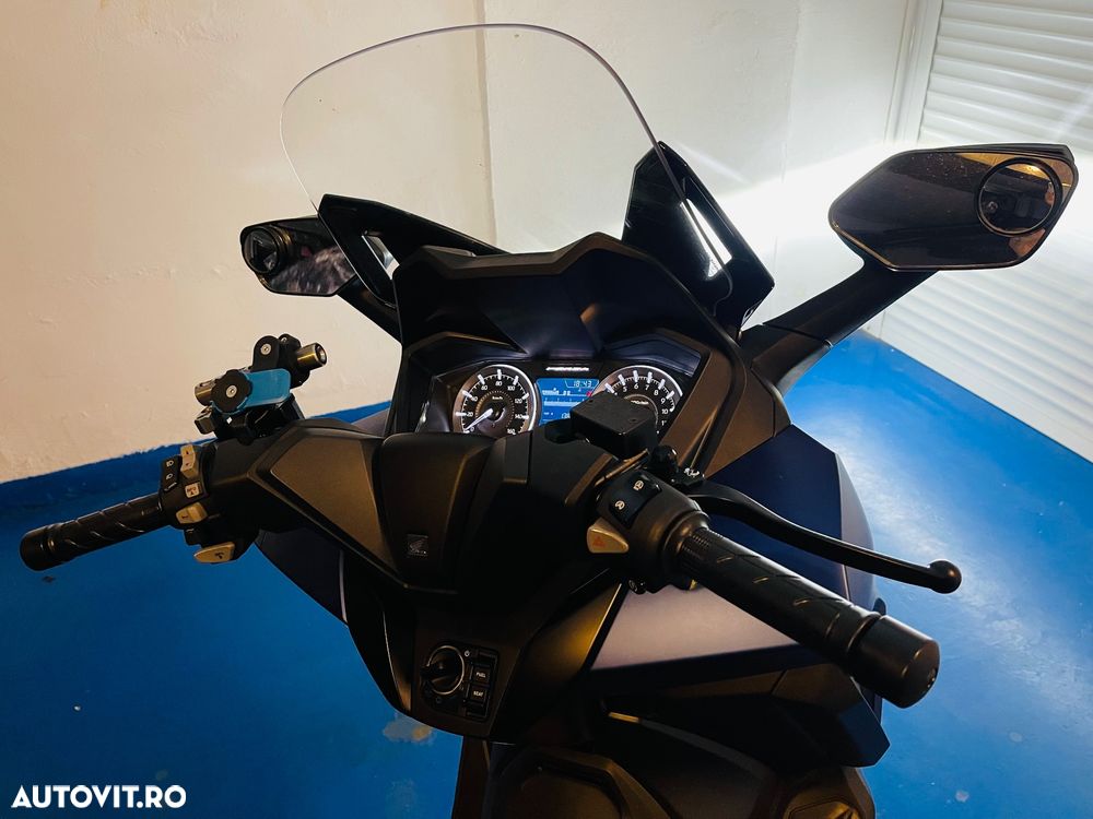 Honda Forza 125 - 10