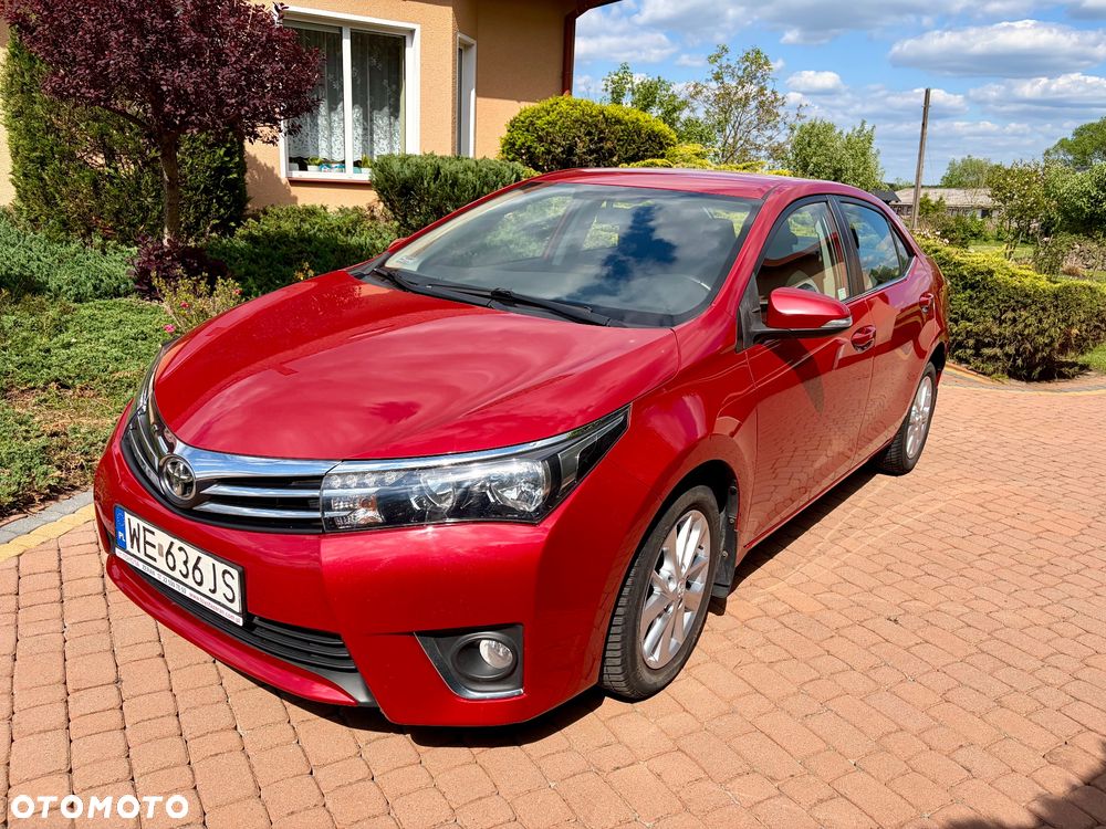 Toyota Corolla 1.6 Premium + - 8