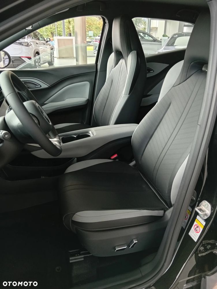 BYD Dolphin Surf 43.2kWh Boost - 10