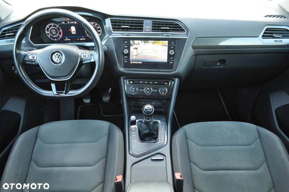 Volkswagen Tiguan 2.0 TDI SCR (BlueMotion Technology) Highline - 28