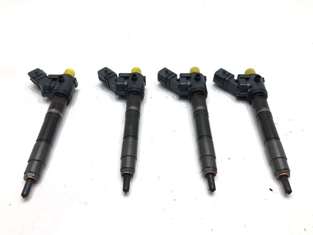 WTRYSKIWACZE KOMPLET  VOLVO V60 I (155, 157) 2010 - 2018 2.0 D3 110 kW [150 KM] olej napędowy 2015 - 1